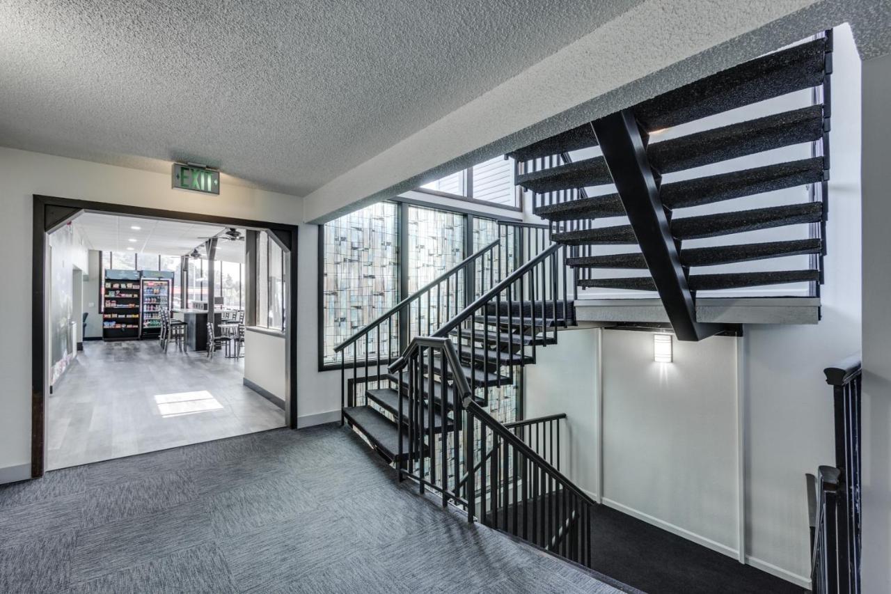 Days Inn & Suites By Wyndham Spokane Esterno foto